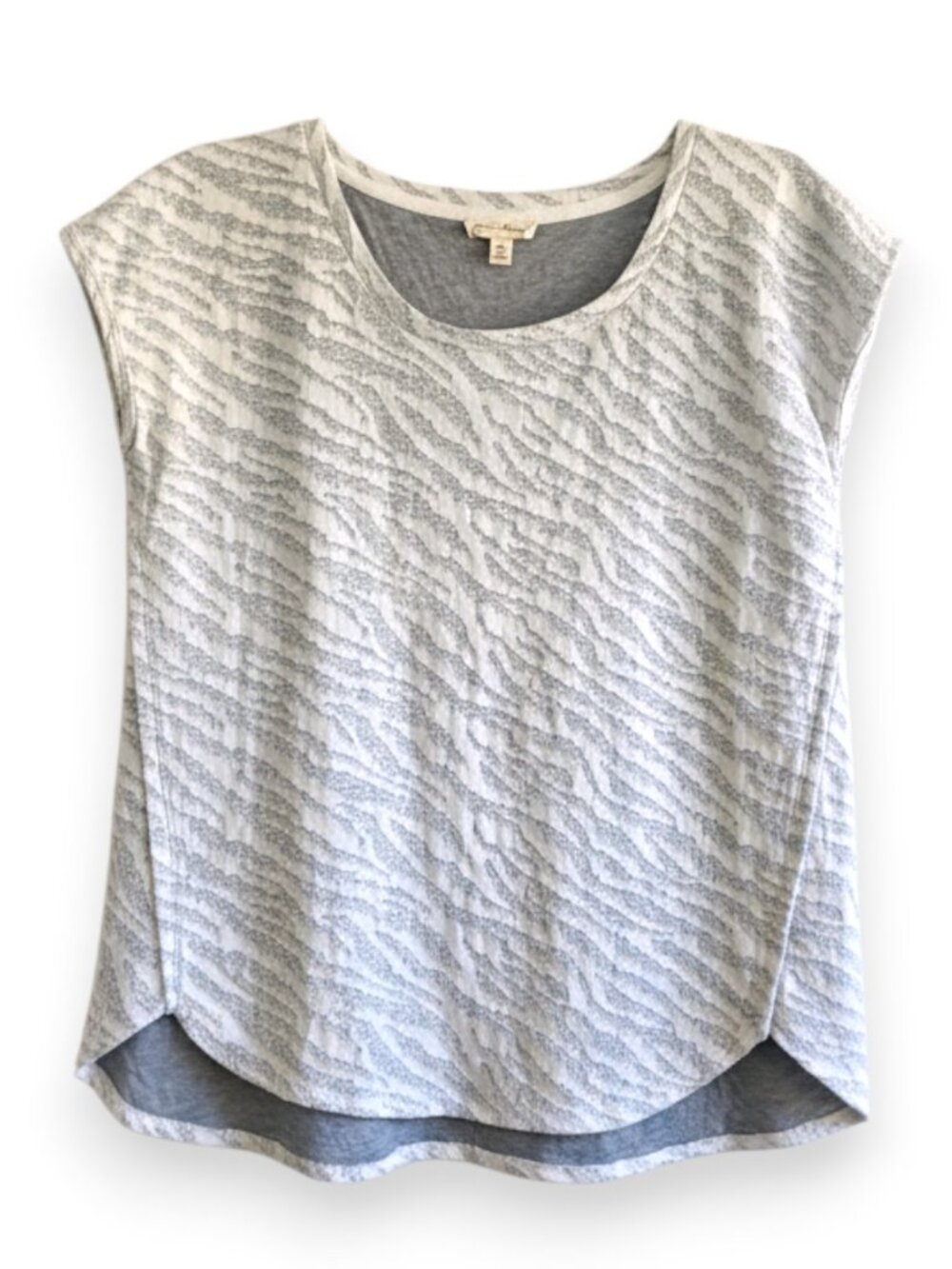 Fine and Dilaney Textured Gray Top Short Sleeve Relaxed Fit Minimalist Size Medi